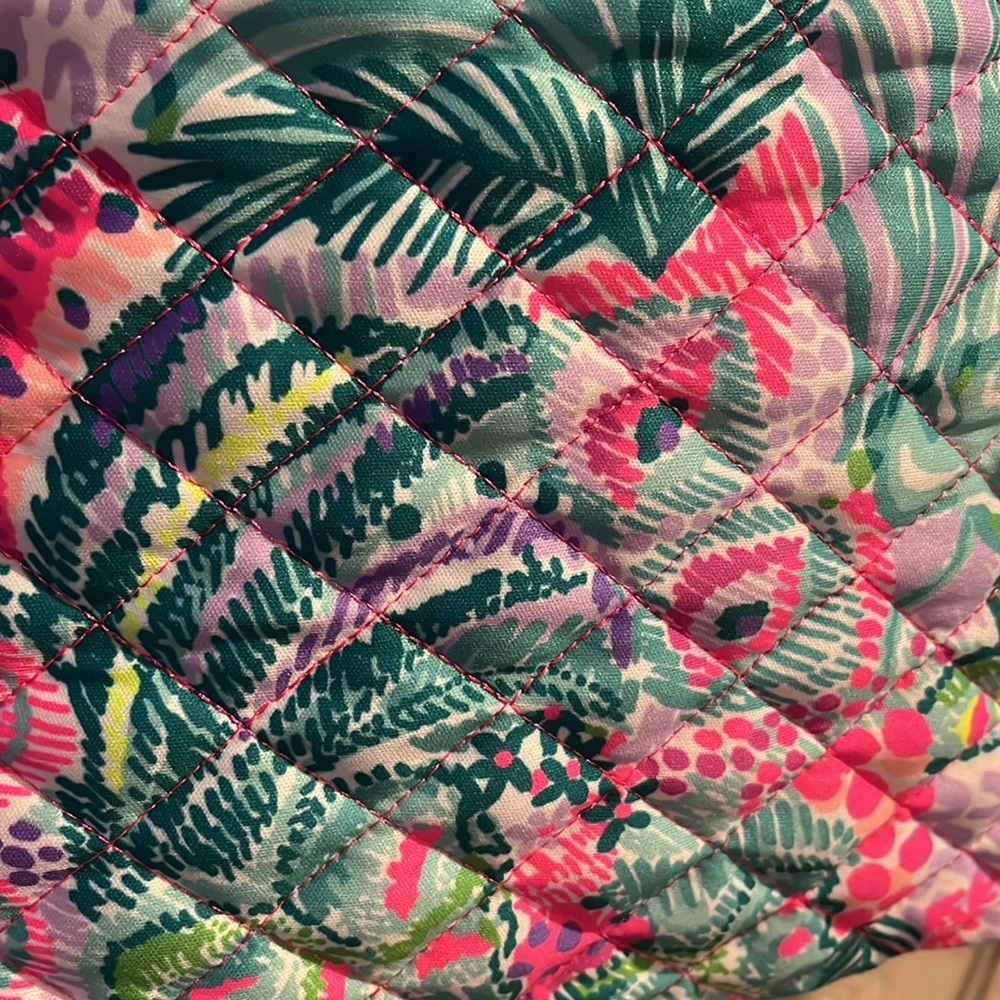 Lilly Pulitzer Quilted String Backpack - Picture 7 of 9